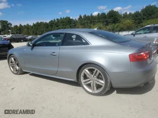 2009 Audi S5 with VIN WAURV78T09A055715, listed as a Copart auction lot 76158994 with 174,384 mi miles and Salvage Title. Bid and sale history available at carsss.com. Image 2.