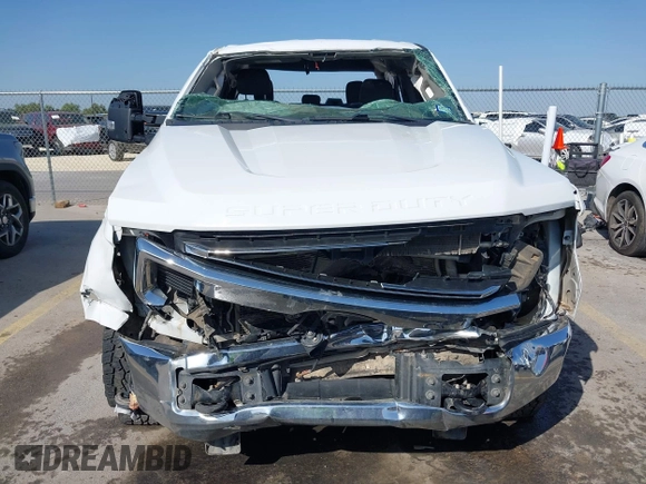 2022 Ford F-250 XL z VIN 1FT7W2BT9NEE21645, wystawiony jako IAAI lot #42013128 z przebiegiem 88 578 mil mil oraz . Historia ofert i sprzedaży dostępna na DreamBid. Obrazek 13.