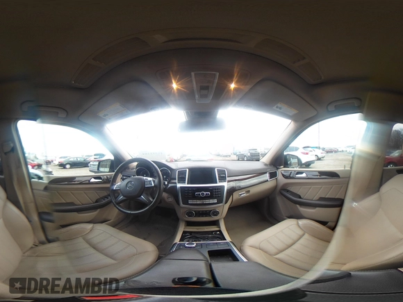 2015 Mercedes-Benz GL-Class GL 450 with VIN 4JGDF6EE9FA513009, listed as a IAAI auction lot 41311164 with 121,185 mi miles. Bid and sale history available at carsss.com. Image 18.