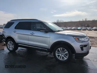 2018 Ford Explorer XLT with VIN 1FM5K8D83JGC77101, listed as a Copart auction lot 51110845 with 94,630 mi miles and Salvage Title. Bid and sale history available at carsss.com. Image 4.