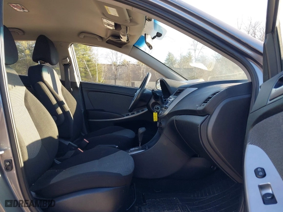2014 Hyundai Accent GS with VIN KMHCT5AE6EU174338, listed as a IAAI auction lot 41096955 with 49,614 mi miles. Bid and sale history available at carsss.com. Image 5.