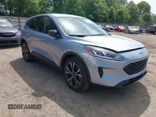 2022 Ford Escape SE z VIN 1FMCU0G68NUB64197, wystawiony jako IAAI lot #42279268 z przebiegiem 10 579 mil mil oraz . Historia ofert i sprzedaży dostępna na DreamBid. Obrazek 1.