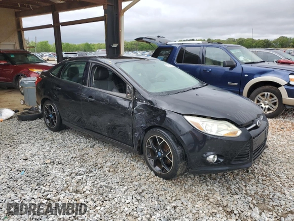 2013 Ford Focus SE z VIN 1FADP3F24DL216824, wystawiony jako Copart lot #52142715 z przebiegiem 149 611 mil mil oraz Szkoda całkowita • Salvage title. Historia ofert i sprzedaży dostępna na DreamBid. Obrazek 4.