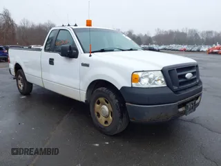 2007 Ford F-150 XL with VIN 1FTPF12V07KC40207, listed as a IAAI auction lot 41828383 with 159,519 mi miles. Bid and sale history available at carsss.com. Image 1.