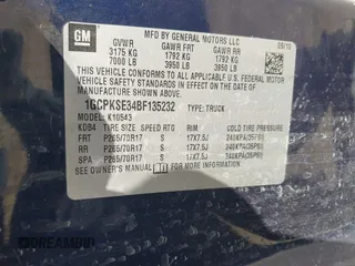 2011 Chevrolet Silverado 1500 LT with VIN 1GCPKSE34BF135232, listed as a IAAI auction lot 41985738 with 260,073 mi miles. Bid and sale history available at carsss.com. Image 9.