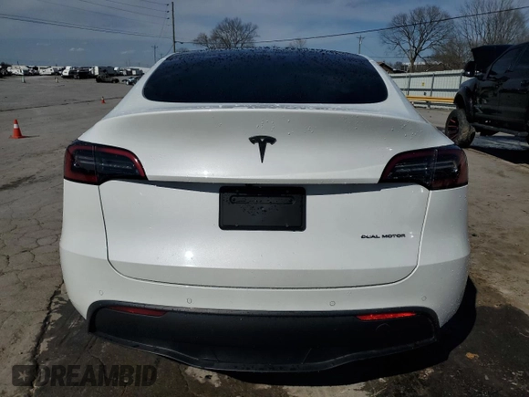 2022 Tesla Model Y Long Range with VIN 7SAYGDEE7NF408209, listed as a Copart auction lot 50469215 with 33,621 mi miles and Salvage Title. Bid and sale history available at carsss.com. Image 6.