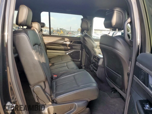 2023 Jeep Wagoneer Series II with VIN 1C4SJSBP2PS549189, listed as a Copart auction lot 64060685 with 29,157 mi miles and Clean title. Bid and sale history available at DreamBid. Image 11.