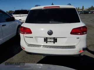 2012 Volkswagen Touareg Exec with VIN WVGEF9BP1CD010015, listed as a Copart auction lot 72646154 with 163,502 mi miles and Salvage Title. Bid and sale history available at DreamBid. Image 6.