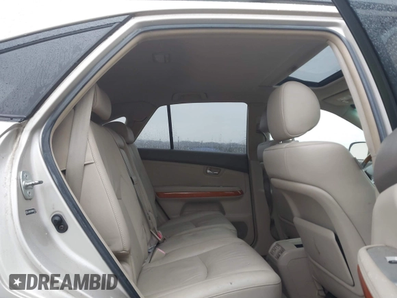 2004 Lexus RX with VIN JTJHA31U040067476, listed as a IAAI auction lot 41568448 with 154,787 mi miles. Bid and sale history available at carsss.com. Image 8.