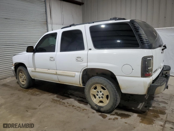 2005 Chevrolet Tahoe Z71 with VIN 1GNEC13T35R215147, listed as a Copart auction lot 84743034 with 152,637 mi miles and Clean Title. Bid and sale history available at carsss.com. Image 2.