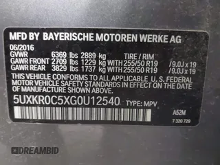 2016 BMW X5 xDrive35i z VIN 5UXKR0C5XG0U12540, wystawiony jako IAAI lot #41179965 z przebiegiem 75 997 mil mil oraz . Historia ofert i sprzedaży dostępna na DreamBid. Obrazek 9.