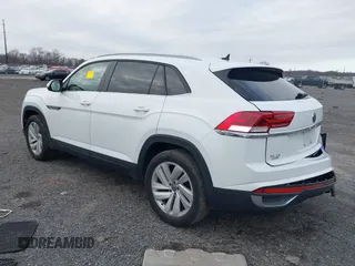 2022 Volkswagen Atlas SE с VIN 1V2HE2CA9NC221542, выставлен на аукционе IAAI как лот 41088516 с пробегом 26 124 миль миль и . История ставок и продаж доступна на DreamBid. Изображение 3.