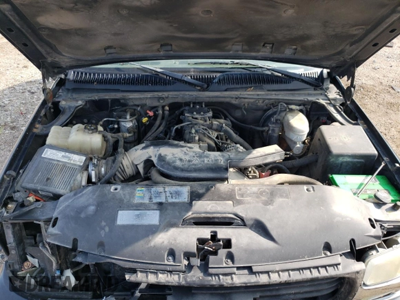 2003 GMC Yukon SLT z VIN 1GKEK13Z93J159795, wystawiony jako Copart lot #64915913 z przebiegiem 414 569 mil mil oraz Szkoda całkowita • Salvage title. Historia ofert i sprzedaży dostępna na DreamBid. Obrazek 14.