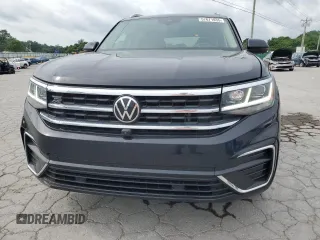 2022 Volkswagen Atlas SEL Premium R-Line with VIN 1V2FR2CA7NC518322, listed as a Copart auction lot 57671035 with 61,653 mi miles and Clean title. Bid and sale history available at DreamBid. Image 5.