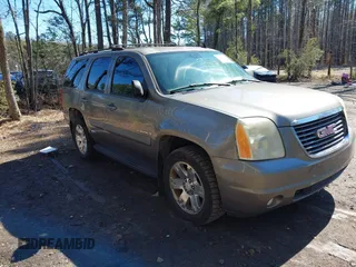 2007 GMC Yukon SLT with VIN 1GKFC13047J120430, listed as a IAAI auction lot 41659513 with 260,289 mi miles. Bid and sale history available at carsss.com. Image 1.