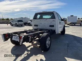 2009 Ford F-150 XL with VIN 1FTRF12849KB67641, listed as a Copart auction lot 77224334 with 314,994 mi miles and Clean Title. Bid and sale history available at carsss.com. Image 4.