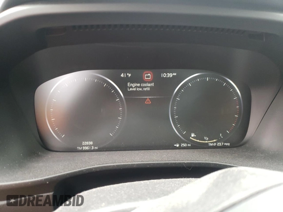2019 Volvo XC40 Momentum z VIN YV4162UK8K2122135, wystawiony jako Copart lot #36300303 z przebiegiem 22 838 mil mil oraz . Historia ofert i sprzedaży dostępna na DreamBid. Obrazek 9.