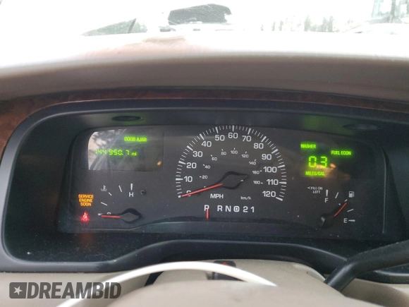 2001 Lincoln Town Car Executive with VIN 1LNHM81W91Y729914, listed as a Copart auction lot 41593085 with 144,950 mi miles and Clean title. Bid and sale history available at DreamBid. Image 9.