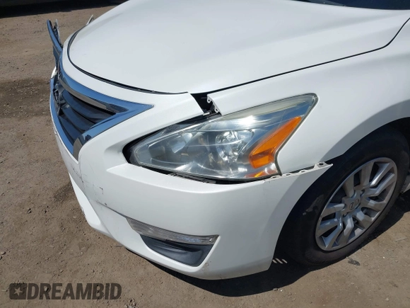 2013 Nissan Altima SV with VIN 1N4AL3APXDC102487, listed as a IAAI auction lot 42179813 with 120,218 mi miles and . Bid and sale history available at carsss.com. Image 17.