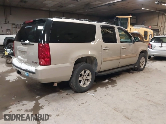 2007 GMC Yukon XL SLT with VIN 1GKFK163X7J225868, listed as a IAAI auction lot 41549662 with 169,395 mi miles. Bid and sale history available at carsss.com. Image 4.