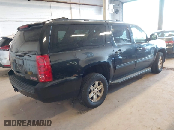 2012 GMC Yukon XL SLT with VIN 1GKS2KE72CR183734, listed as a IAAI auction lot 41116939 with 1 mi miles. Bid and sale history available at carsss.com. Image 4.