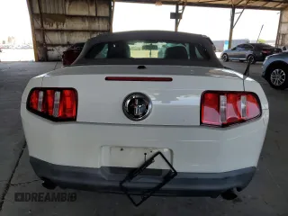 2012 Ford Mustang V6 с VIN 1ZVBP8EM7C5230511, выставлен на аукционе Copart как лот 62422385 с пробегом 139 321 миль миль и Списание • Salvage title. История ставок и продаж доступна на DreamBid. Изображение 6.