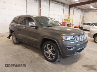 2020 Jeep Grand Cherokee Overland z VIN 1C4RJFCGXLC101520, wystawiony jako IAAI lot #42357833 z przebiegiem 48 616 mil mil oraz . Historia ofert i sprzedaży dostępna na DreamBid. Obrazek 1.