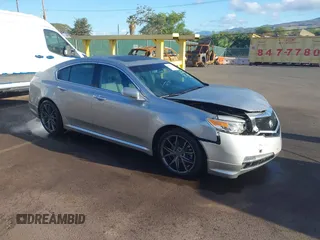 2010 Acura TL Technology z VIN 19UUA8F50AA009178, wystawiony jako IAAI lot #42197215 z przebiegiem 62 451 mil mil oraz . Historia ofert i sprzedaży dostępna na DreamBid. Obrazek 1.