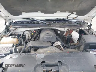 2003 Chevrolet Silverado 1500 with VIN 1GCEK19V33Z316481, listed as a IAAI auction lot 41980767 with 196,582 mi miles. Bid and sale history available at carsss.com. Image 10.