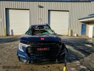 2023 GMC Terrain SLE with VIN 3GKALTEG4PL101885, listed as a Copart auction lot 43136975 with 0 mi miles and Salvage Title. Bid and sale history available at carsss.com. Image 11.