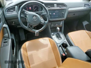 2019 Volkswagen Tiguan SE z VIN 3VV3B7AX2KM050444, wystawiony jako Copart lot #62881895 z przebiegiem 41 836 mil mil oraz Szkoda całkowita • Salvage title. Historia ofert i sprzedaży dostępna na DreamBid. Obrazek 8.