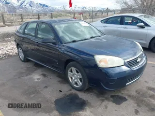 2006 Chevrolet Malibu Maxx LT with VIN 1G1ZT61866F102066, listed as a IAAI auction lot 41830614 with 181,238 mi miles. Bid and sale history available at carsss.com. Image 1.