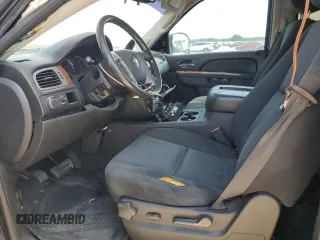 2011 Chevrolet Tahoe LS with VIN 1GNSCAE02BR363467, listed as a Copart auction lot 52591165 with Not provided miles and Salvage title. Bid and sale history available at DreamBid. Image 7.