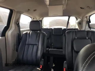 2014 Chrysler Town & Country Touring with VIN 2C4RC1BG2ER440037, listed as a Copart auction lot 69394284 with 125,978 mi miles and Salvage Title. Bid and sale history available at DreamBid. Image 10.