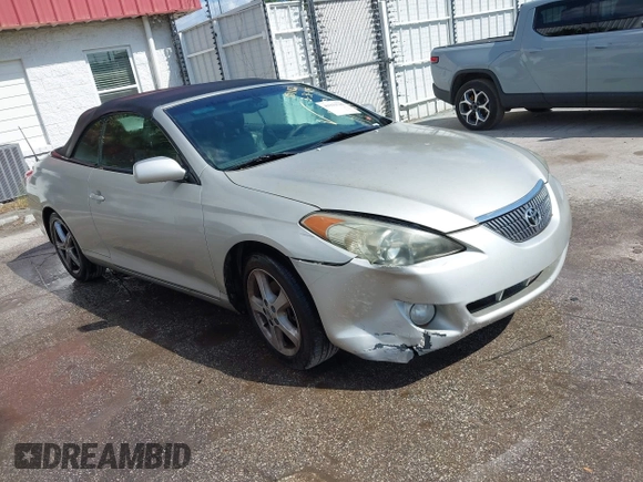 2004 Toyota Solara SE with VIN 4T1FA38P34U031182, listed as a IAAI auction lot 41933785 with 158,624 mi miles. Bid and sale history available at carsss.com. Image 1.