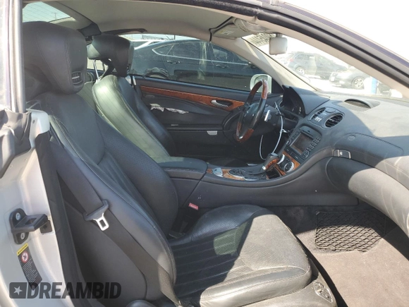 2009 Mercedes-Benz SL 550 z VIN WDBSK71F09F143733, wystawiony jako Copart lot #69045444 z przebiegiem 114 251 mil mil oraz Szkoda całkowita • Salvage title. Historia ofert i sprzedaży dostępna na DreamBid. Obrazek 10.
