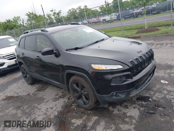 2016 Jeep Cherokee Latitude z VIN 1C4PJLCBXGW136718, wystawiony jako IAAI lot #42237677 z przebiegiem 145 109 mil mil oraz . Historia ofert i sprzedaży dostępna na DreamBid. Obrazek 1.