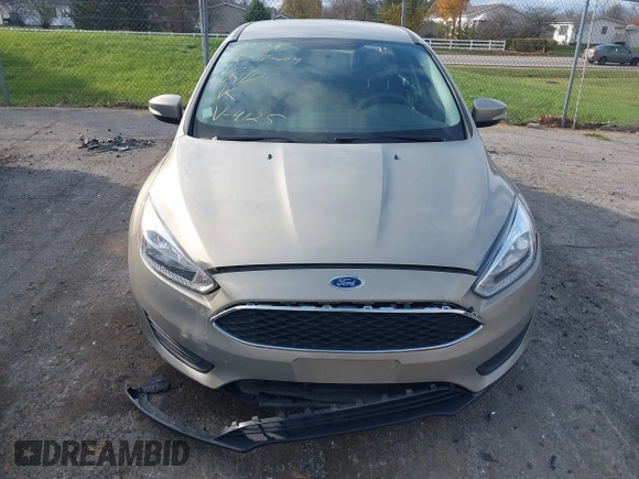 2015 Ford Focus SE with VIN 1FADP3F22FL384125, listed as a IAAI auction lot 40746333 with 53,530 mi miles. Bid and sale history available at carsss.com. Image 12.