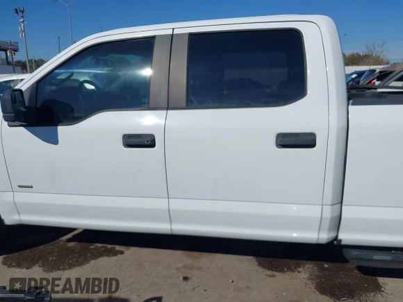 2015 Ford F-150 XL with VIN 1FTEW1CG5FFA61157, listed as a IAAI auction lot 41299436 with 145,310 mi miles. Bid and sale history available at carsss.com. Image 14.