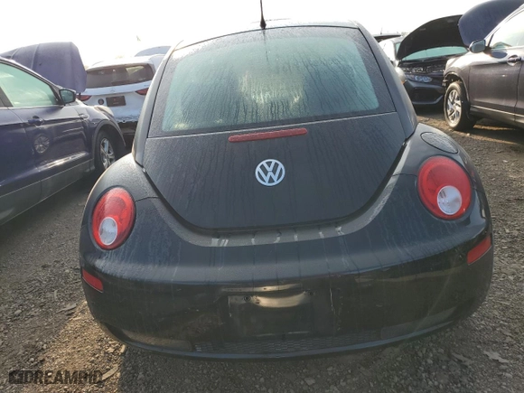 2008 Volkswagen New Beetle Coupe S with VIN 3VWPW31C38M503096, listed as a Copart auction lot 68381174 with 75,341 mi miles and Salvage Title. Bid and sale history available at carsss.com. Image 6.