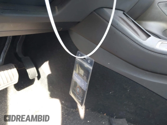 2022 Tesla Model 3 with VIN 5YJ3E1EA4NF319237, listed as a IAAI auction lot 41263761 with 44,384 mi miles and . Bid and sale history available at DreamBid. Image 11.