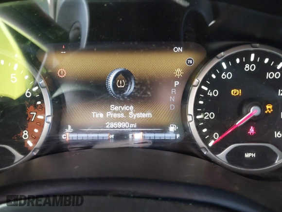 2015 Jeep Renegade Trailhawk с VIN ZACCJBCT2FPC20013, выставлен на аукционе IAAI как лот 42680212 с пробегом 285 990 миль миль и . История ставок и продаж доступна на DreamBid. Изображение 15.