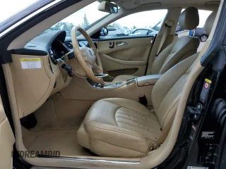 2006 Mercedes-Benz CLS-Class with VIN WDDDJ75X46A074432, listed as a Copart auction lot 71738614 with 104,343 mi miles and Salvage Title. Bid and sale history available at carsss.com. Image 7.