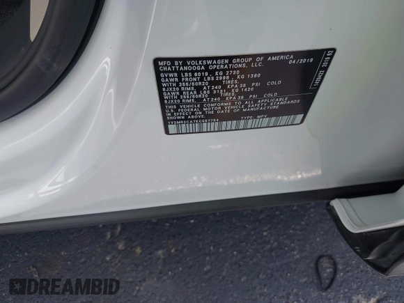 2019 Volkswagen Atlas SEL with VIN 1V2MR2CA7KC557754, listed as a IAAI auction lot 42264080 with 20,412 mi miles and . Bid and sale history available at DreamBid. Image 9.