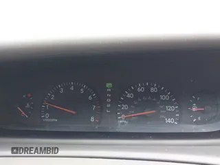 2003 Toyota Avalon XL z VIN 4T1BF28B13U293991, wystawiony jako IAAI lot #42358965 z przebiegiem 142 424 mil mil oraz . Historia ofert i sprzedaży dostępna na DreamBid. Obrazek 12.