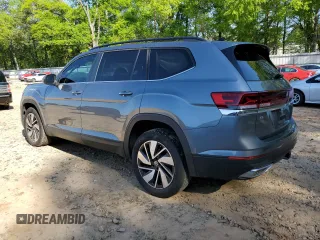 2024 Volkswagen Atlas SE with VIN 1V2JR2CA1RC598507, listed as a Copart auction lot 52904865 with 9,075 mi miles and Salvage title. Bid and sale history available at DreamBid. Image 2.