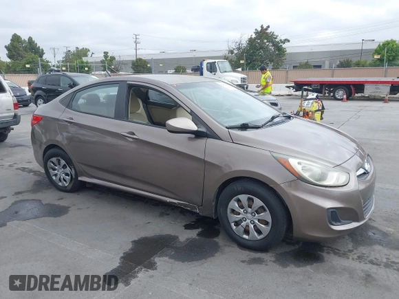 2014 Hyundai Accent GLS z VIN KMHCT4AE4EU758926, wystawiony jako IAAI lot #42451816 z przebiegiem 80 387 mil mil oraz . Historia ofert i sprzedaży dostępna na DreamBid. Obrazek 1.