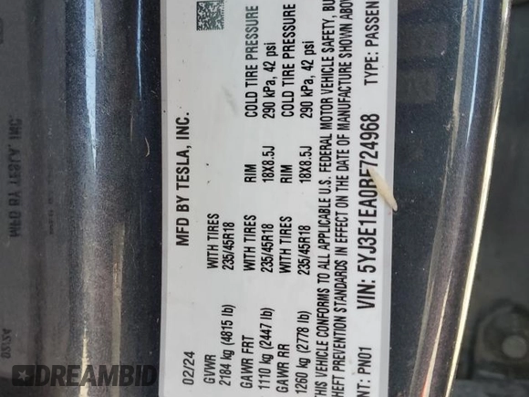 2024 Tesla Model 3 z VIN 5YJ3E1EA0RF724968, wystawiony jako Copart lot #55357885 z przebiegiem Nie podano mil oraz Szkoda całkowita • Salvage title. Historia ofert i sprzedaży dostępna na DreamBid. Obrazek 13.