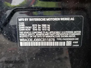 2024 BMW 7 Series 760i xDrive z VIN WBA33EJ08RCR11878, wystawiony jako Copart lot #78952474 z przebiegiem 280 mil mil oraz Szkoda całkowita • Salvage title. Historia ofert i sprzedaży dostępna na DreamBid. Obrazek 12.