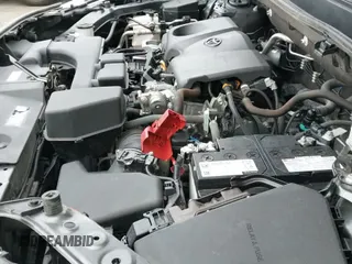 2022 Toyota RAV4 XLE Premium z VIN 2T3A1RFVXNC269653, wystawiony jako IAAI lot #43272483 z przebiegiem 4 137 mil mil oraz . Historia ofert i sprzedaży dostępna na DreamBid. Obrazek 19.